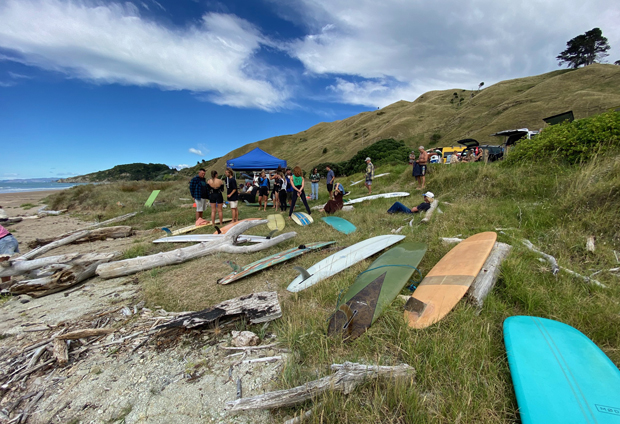 Image 1 for New Zealand’s Makorori First Light Longboard Comp – wrap and photos