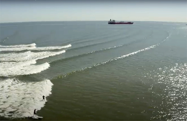 Image 2 for Tanker Surfing: “Weird Waves” heads to Texas 